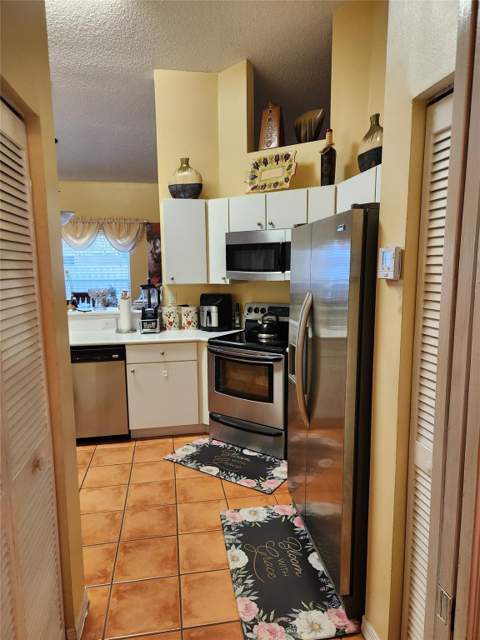 10611 SW 21st Street, Miramar FL - photo 7 of 20