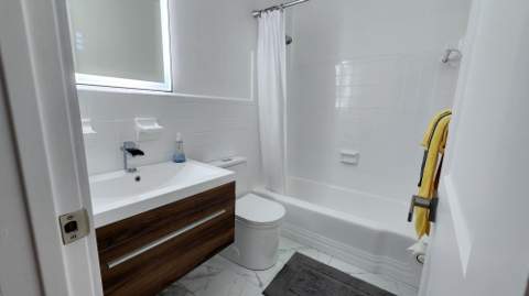 1015 SW 11th Avenue #14K, Hallandale Beach FL - photo 8 of 39