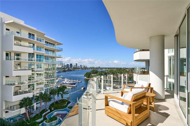 3 bedroom Condominium at 2241 SE 17 Street #704, Azul, Fort Lauderdale — photo 3