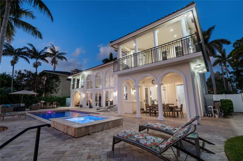 5 bedroom Single Family Residence at 2833 NE 32nd Street, Lake Placid 35-23 B, Lighthouse Point — photo 5