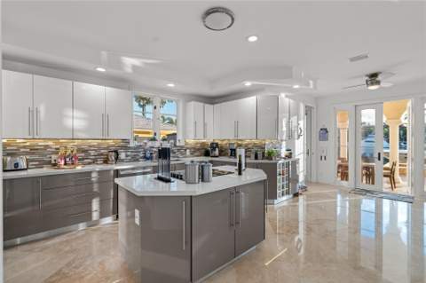 2833 NE 32nd Street, Lighthouse Point FL - photo 16 of 54