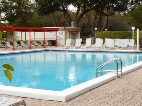 3300 W Rolling Hills Circle #610, Davie FL - photo 17 of 21