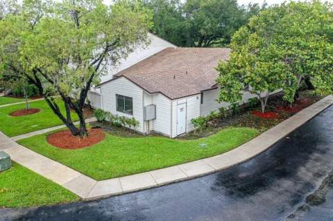 9824 NW 36th Street #9824, Sunrise FL - photo 14 of 18
