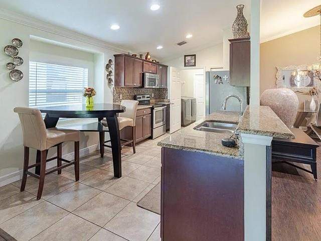 4 bedroom Single Family Residence at 9446 Windrift Circle, Palm Breezes Club, Fort Pierce — photo 3