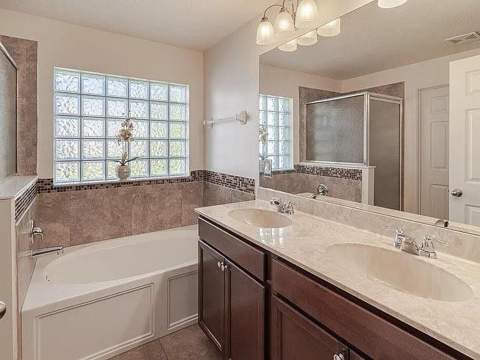 9446 Windrift Circle, Fort Pierce FL - photo 9 of 13