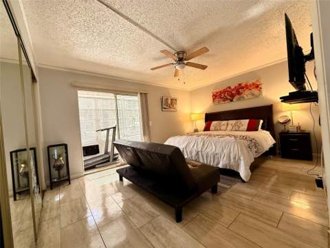355 Oakridge T #355, Deerfield Beach FL - photo 9 of 10