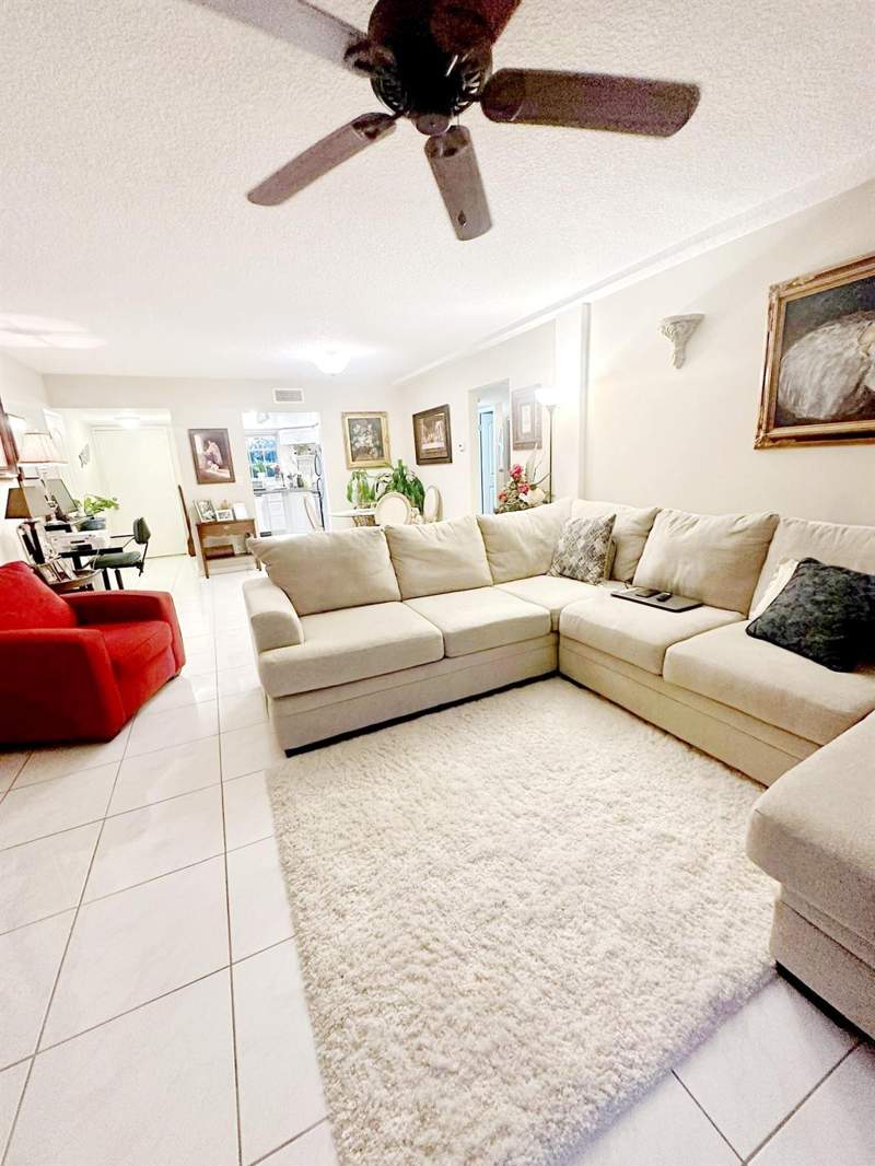 2 bedroom Condominium at 3475 Broken Woods Drive #101, Briarwood Club, Coral Springs — photo 5