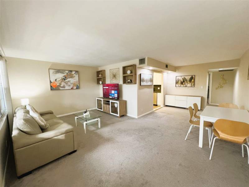 1 bedroom Condominium at 1902 Bermuda Circle #H-2, Wynmoor Village, Coconut Creek — photo 3