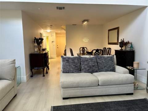 5425 10th Fairway Drive #3, Delray Beach FL - photo 13 of 86