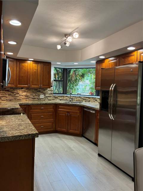 5425 10th Fairway Drive #3, Delray Beach FL - photo 24 of 86