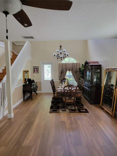 111 Berenger Walk, Royal Palm Beach FL - photo 6 of 18