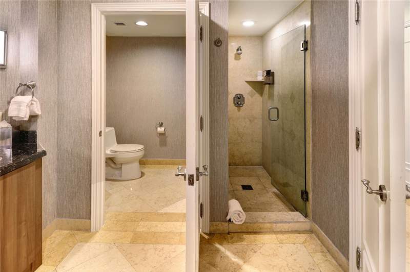 1 bedroom Condominium at 601 N Ft Lauderdale Bch Boulevard #905, The Atlantic Hotel Condo, Fort Lauderdale — photo 4