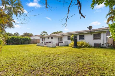 5160 NE 18th Terrace, Fort Lauderdale FL - photo 17 of 26