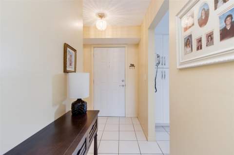 190 SE 5th Avenue #108, Dania Beach FL - photo 9 of 41
