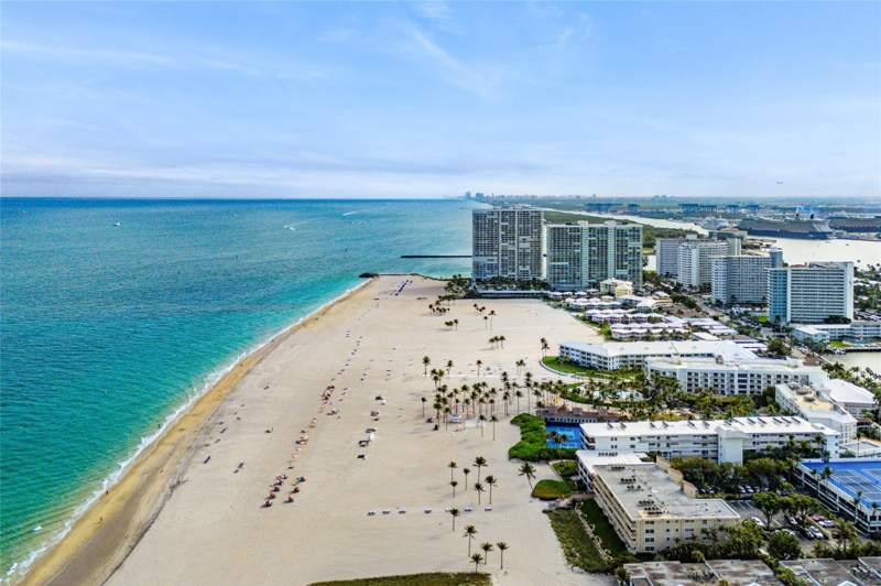 1 bedroom Stock Cooperative at 1900 S Ocean Drive #503, Breakwater Towers Co-Op, Fort Lauderdale — photo 2
