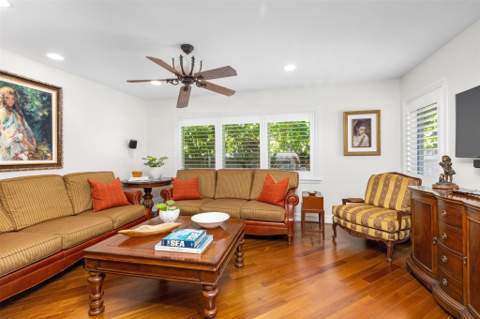 359 Poinciana Drive, Fort Lauderdale FL - photo 10 of 52