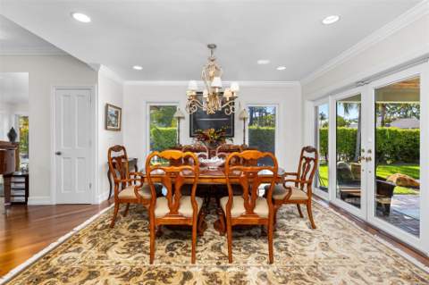 359 Poinciana Drive, Fort Lauderdale FL - photo 12 of 52