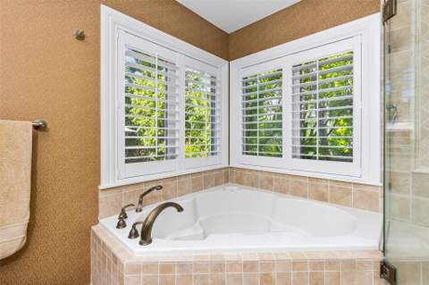 359 Poinciana Drive, Fort Lauderdale FL - photo 24 of 52