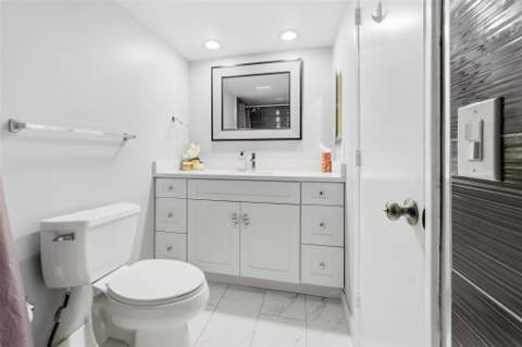 1450 N Riverside Drive #201, Pompano Beach FL - photo 10 of 30