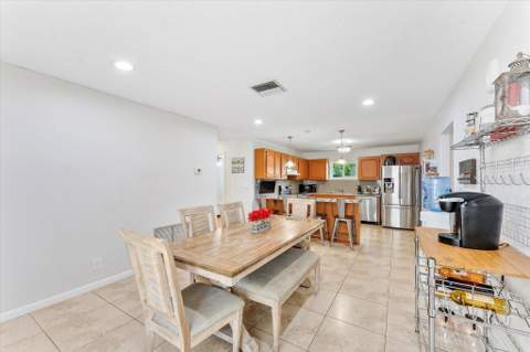 2757 NW 83rd Terrace, Coral Springs FL - photo 11 of 34