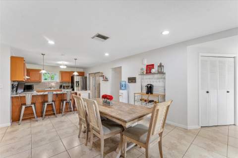 2757 NW 83rd Terrace, Coral Springs FL - photo 12 of 34