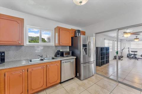 2757 NW 83rd Terrace, Coral Springs FL - photo 15 of 34