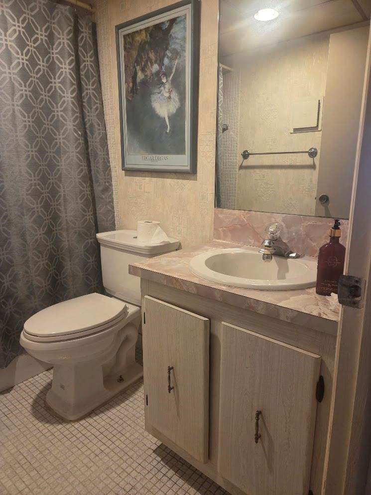 2 bedroom Condominium at 91 Burgundy B #B, Kings Point, Delray Beach — photo 5