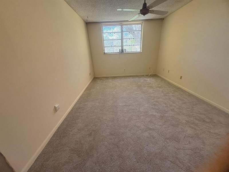 1 bedroom Condominium at 6001 NW 61st Avenue #105, Bermuda Club, Tamarac — photo 3