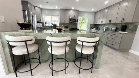 1424 Adams Street, Hollywood FL - photo 10 of 39