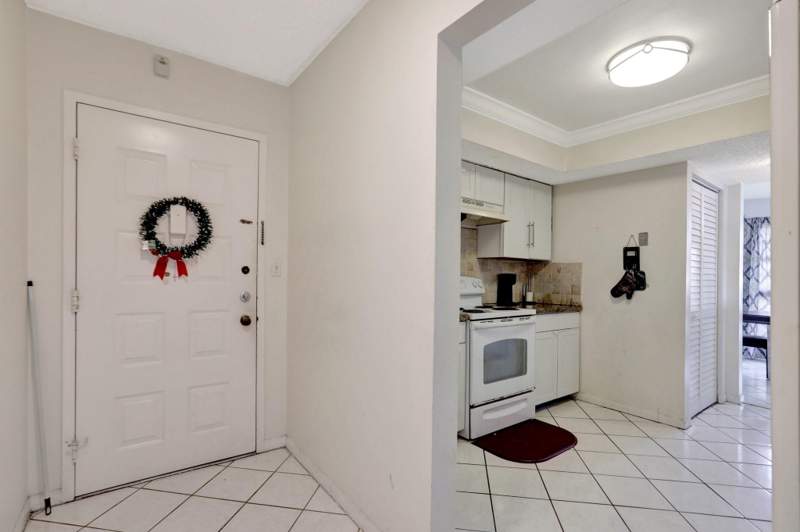 2 bedroom Condominium at 5570 NW 44th Street #518a, Inverwood Condo, Lauderhill — photo 4