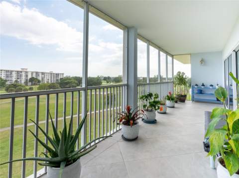 2850 N Palm Aire Drive #601, Pompano Beach FL - photo 7 of 41