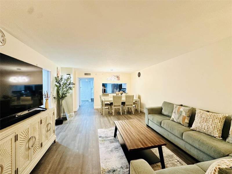 2 bedroom Condominium at 2200 S Cypress Bend Drive #802, Cypress Bend, Pompano Beach — photo 2