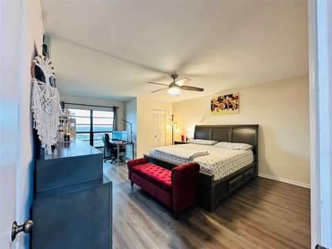 2200 S Cypress Bend Drive #802, Pompano Beach FL - photo 15 of 21