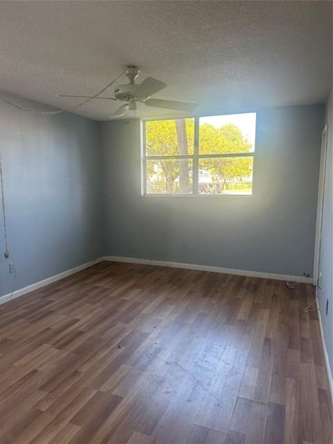 2800 Somerset Drive #J107, Lauderdale Lakes FL - photo 10 of 12