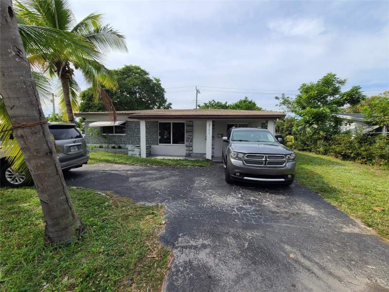 3 bedroom Single Family Residence at 4711 N Andrews Avenue, North Andrews Gardens Fir, Fort Lauderdale — photo 2