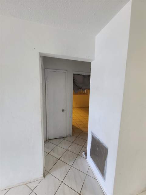 4711 N Andrews Avenue, Fort Lauderdale FL - photo 7 of 26