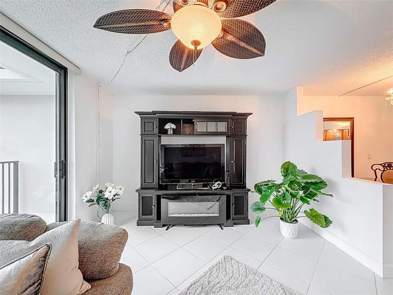 2 bedroom Condominium at 1101 River Reach Drive #502, River Reach, Fort Lauderdale — photo 5