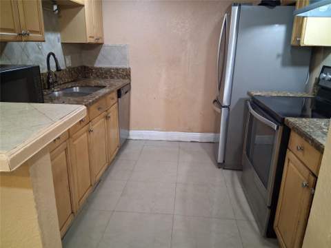 1349 Seaview, North Lauderdale FL - photo 12 of 36