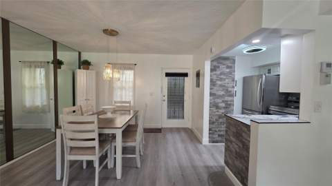 2831 Somerset Drive #105, Lauderdale Lakes FL - photo 13 of 22