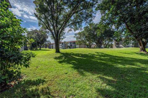 8901 S Hollybrook Boulevard #201, Pembroke Pines FL - photo 16 of 74