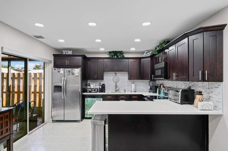 2 bedroom Townhouse at 747 NW 30th Avenue #D, Rainberry Bay, Delray Beach — photo 2