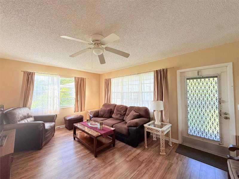 1 bedroom Condominium at 204 Oakridge M #204, Century Village, Deerfield Beach — photo 4