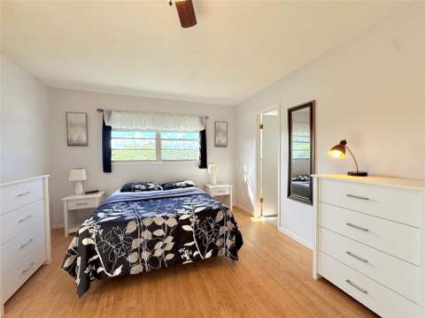 204 Oakridge M #204, Deerfield Beach FL - photo 14 of 34