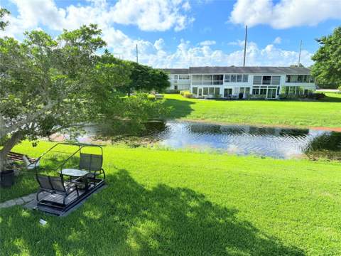 204 Oakridge M #204, Deerfield Beach FL - photo 23 of 34