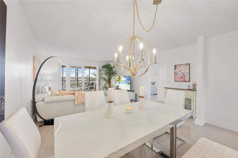 2 bedroom Condominium at 2202 S Cypress Bend Drive #606, Cypress Bend, Pompano Beach — photo 2