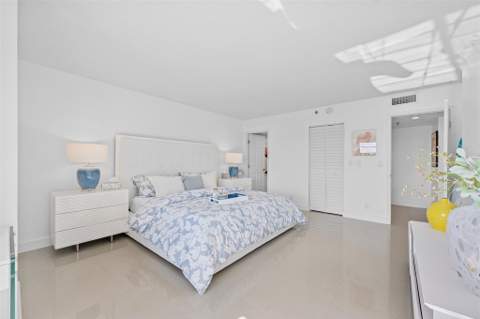 2202 S Cypress Bend Drive #606, Pompano Beach FL - photo 15 of 27