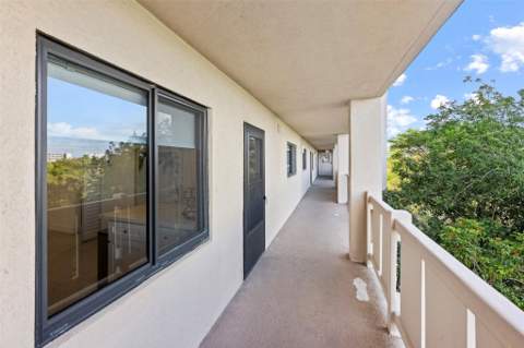 2202 S Cypress Bend Drive #606, Pompano Beach FL - photo 24 of 27