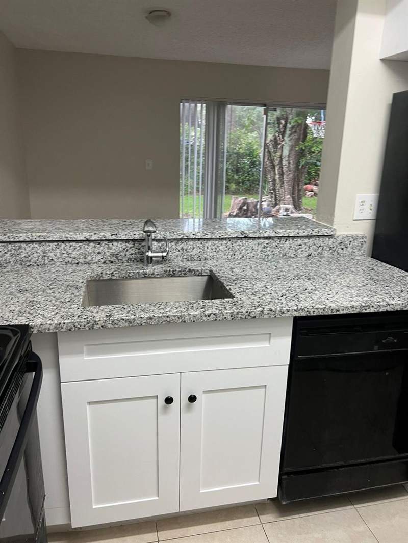 2 bedroom Townhouse at 7027 W Sunrise Boulevard #7027, Apple Creek, Plantation — photo 3