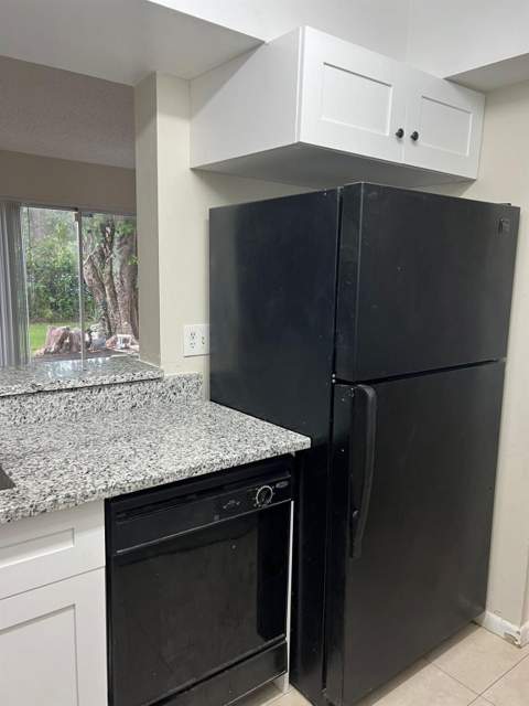 7027 W Sunrise Boulevard #7027, Plantation FL - photo 6 of 15