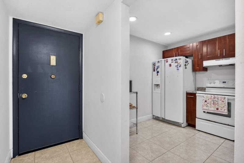 2 bedroom Condominium at 6301 N University Drive #319, Concord Village, Tamarac — photo 4